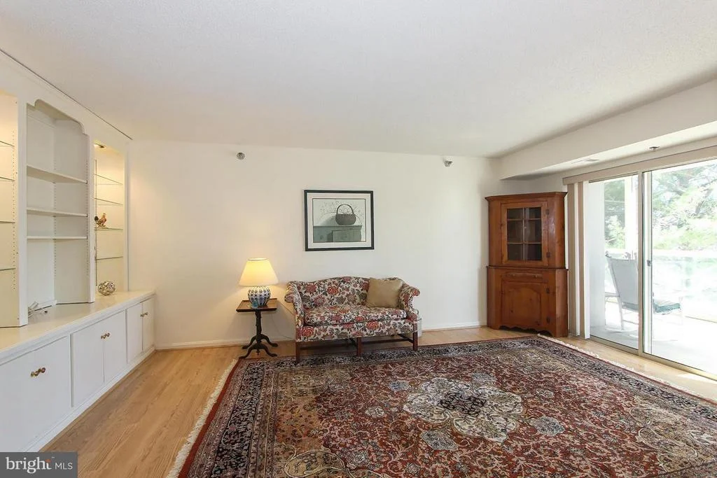 Photo of Unit 303 at 14800 PENNFIELD CIRCLE