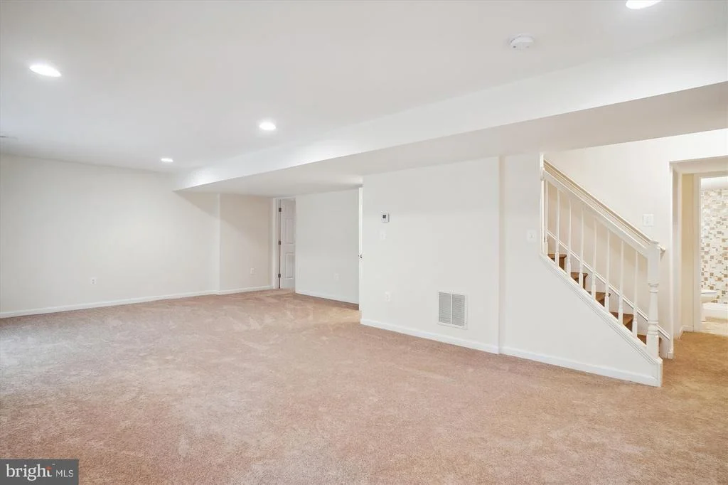 Photo of 13720 N GATE DRIVE
