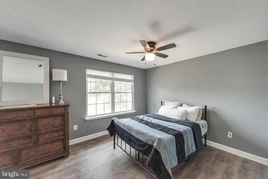 Photo of 8135 HIGHPOINT ROAD