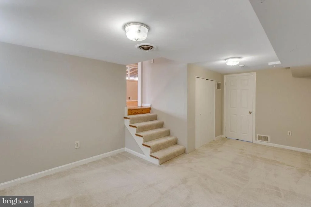 Photo of 10409 FOREST AVENUE