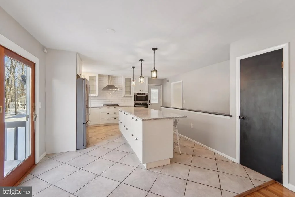 Photo of 3942 SUGARLOAF DRIVE
