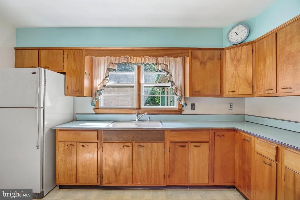 Photo of 4891 IDLEWILDE ROAD