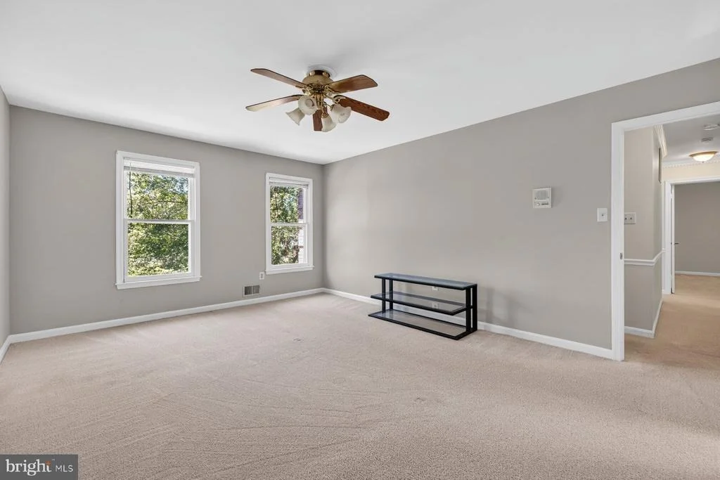 Photo of 15001 NOTLEY ROAD