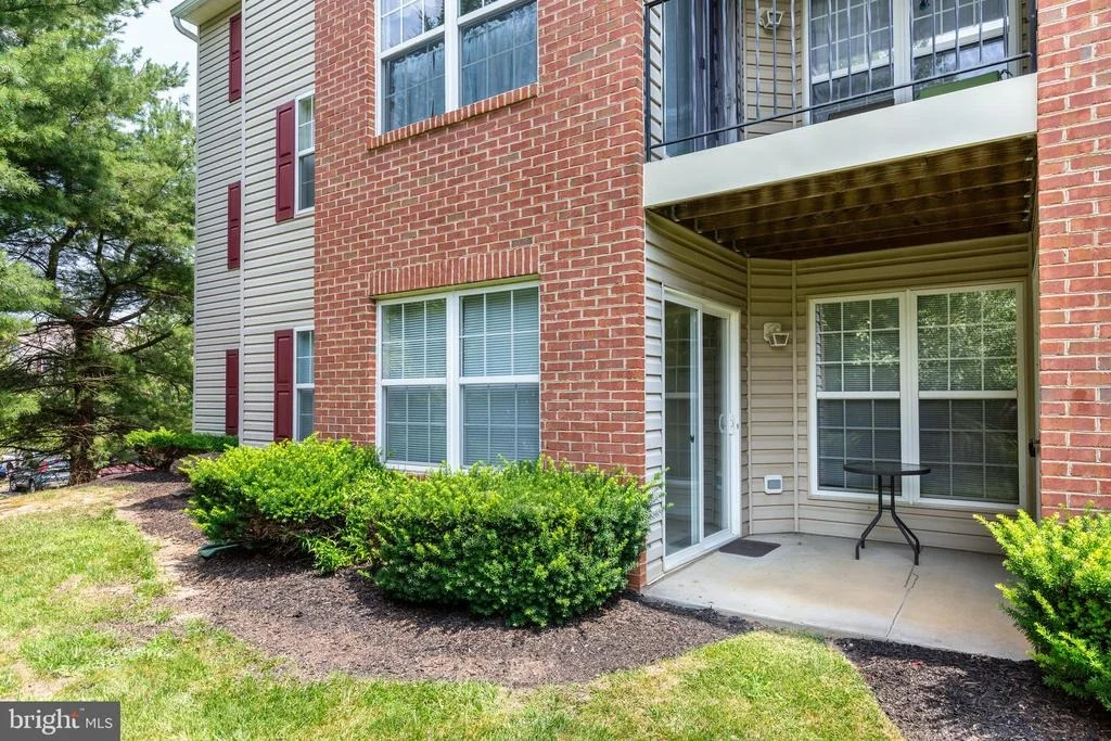 Photo of Unit 1C at 3830 NORMANDY DRIVE