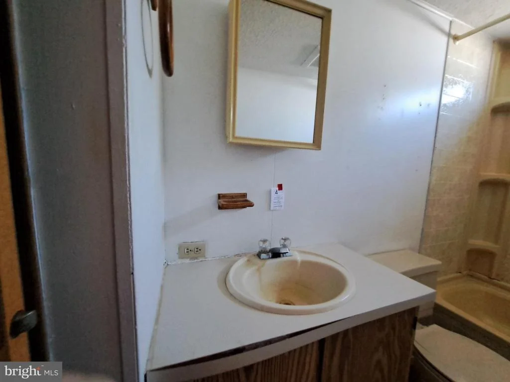 Photo of 6706 WHITELEY ROAD