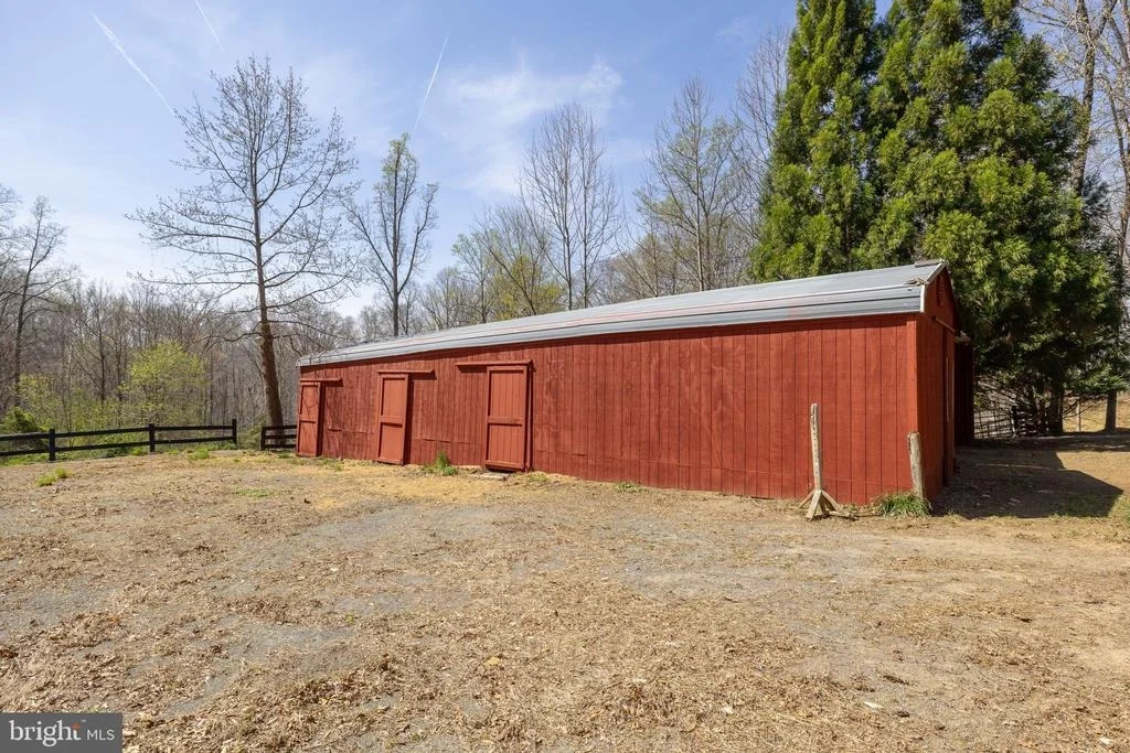Photo of 8701 SINCLAIR MILL ROAD