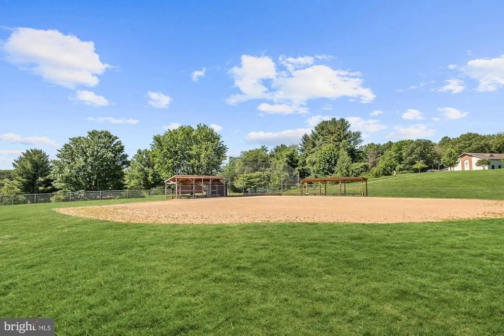 Photo of 4175 THOMAS DRIVE