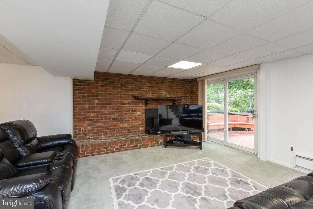 Photo of 9809 HEDIN DRIVE