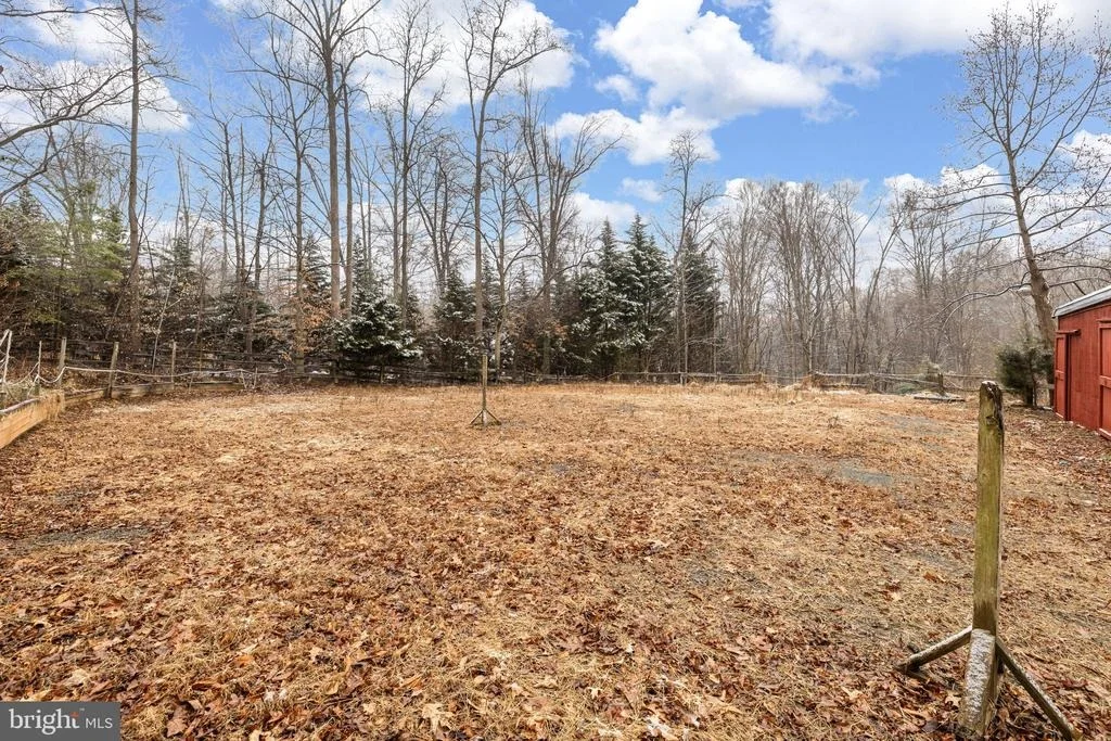 Photo of 8701 SINCLAIR MILL ROAD