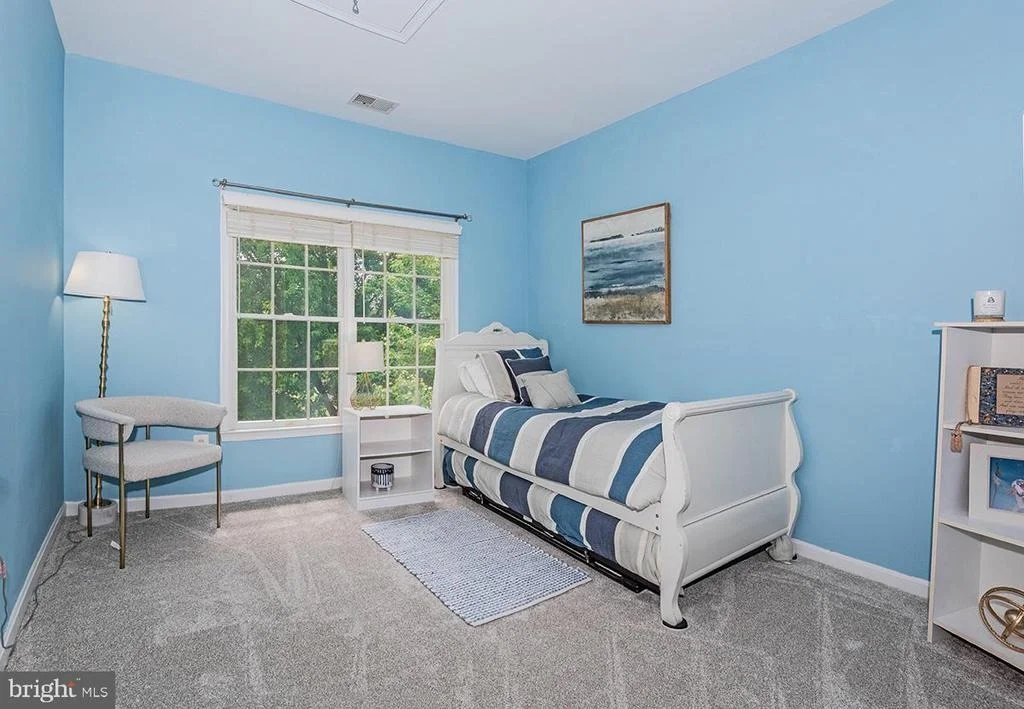Photo of 1651 TRAWLER LANE