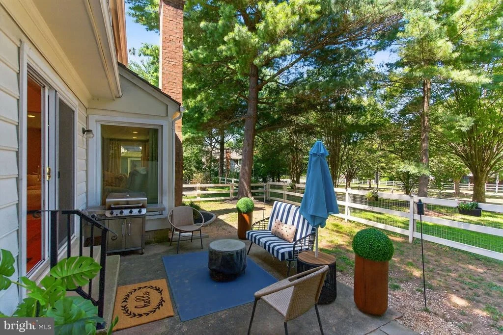 Photo of 210 FAIRGROVE CIRCLE