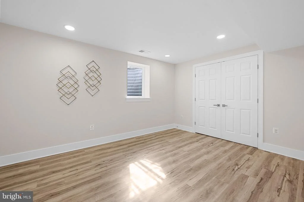 Photo of 305 RIVER BEND ROAD