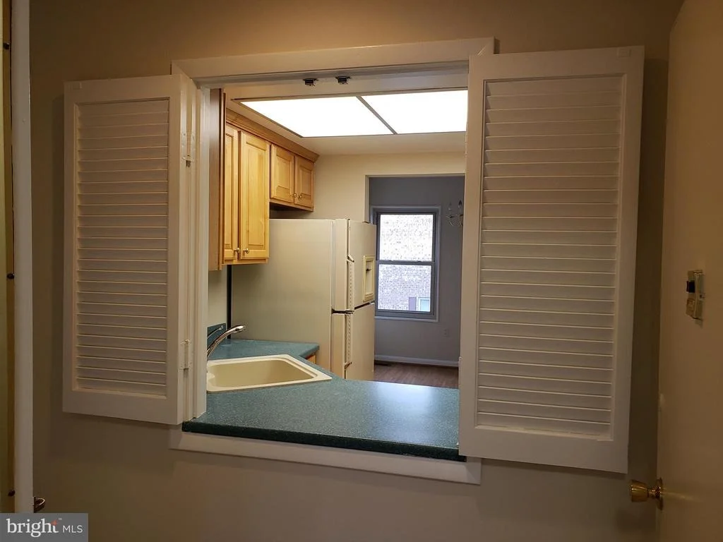 Photo of Unit 72D at 3600 GLENEAGLES DRIVE