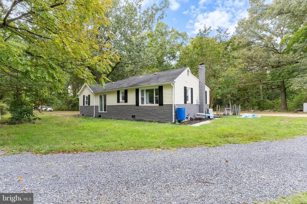 Photo of 6345 BARNETT SMITH PLACE