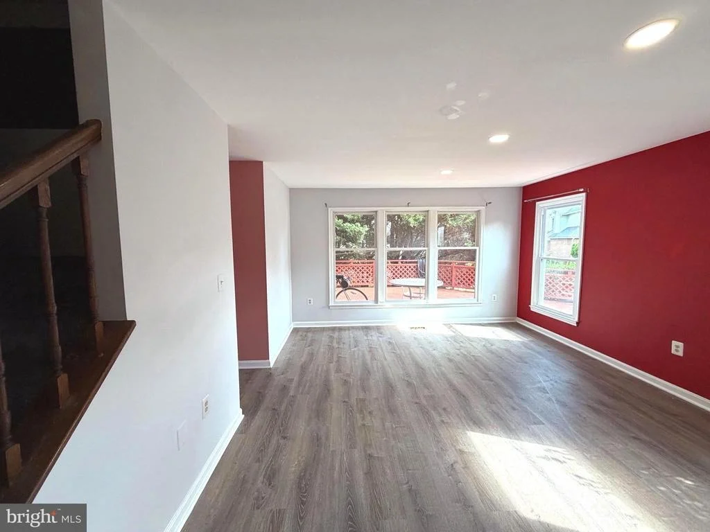 Photo of 9348 CREEKVIEW DRIVE