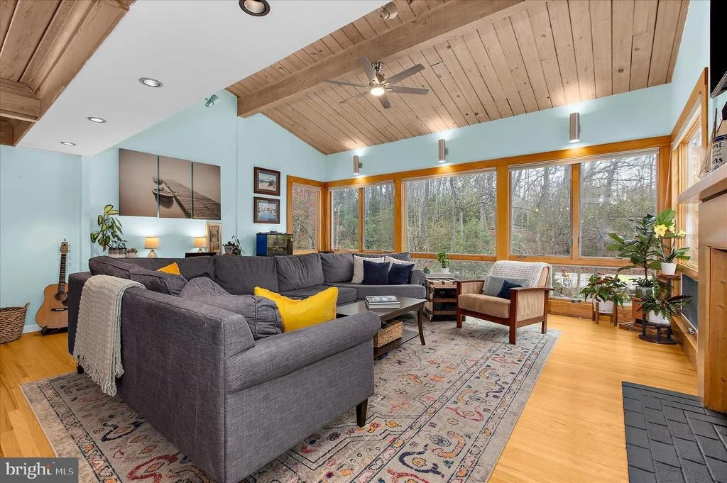 Photo of 2642 QUEEN ANNE CIRCLE