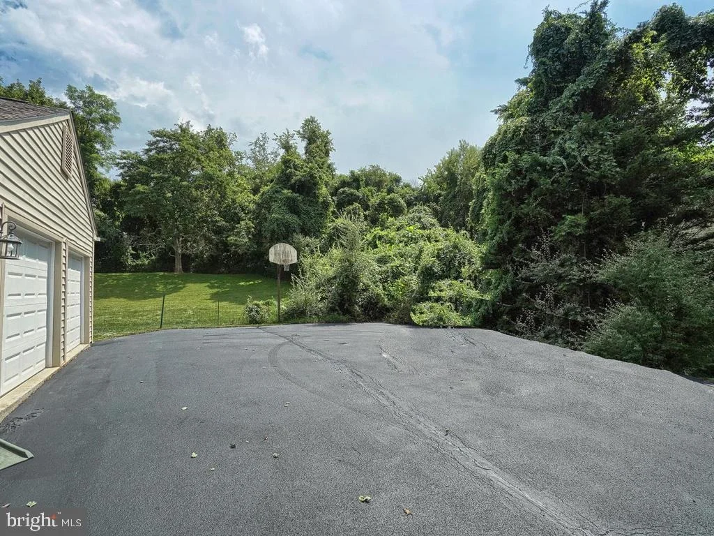 Photo of 4626 FELDSPAR ROAD