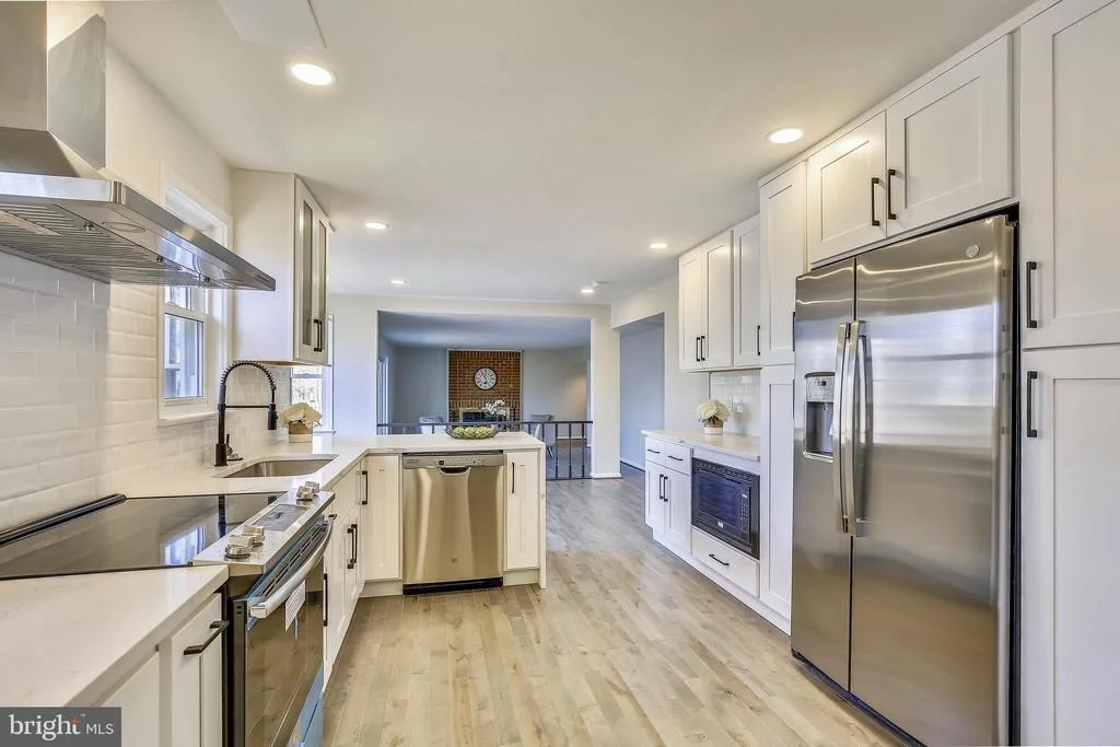 Photo of 1508 LAUREL HILL ROAD
