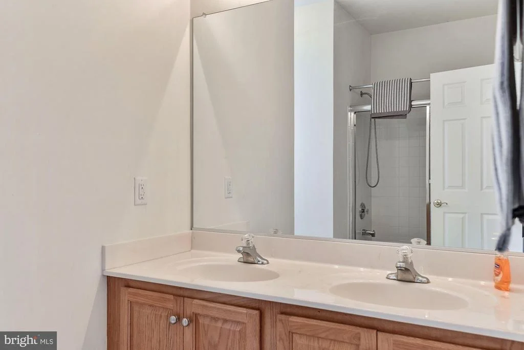 Photo of 1801 KINGS FOREST TRAIL