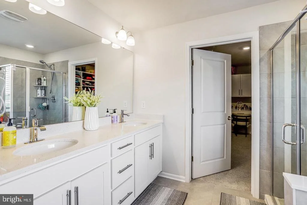 Photo of 504 CARROLL WALK AVE