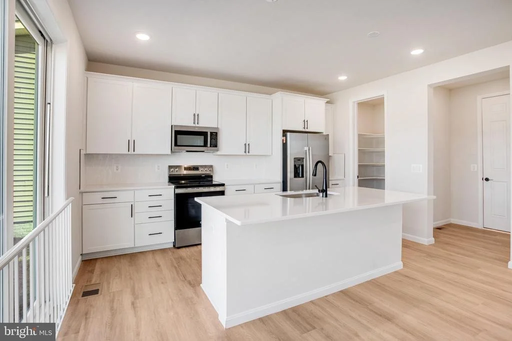 Photo of 611 CLOVER LANE