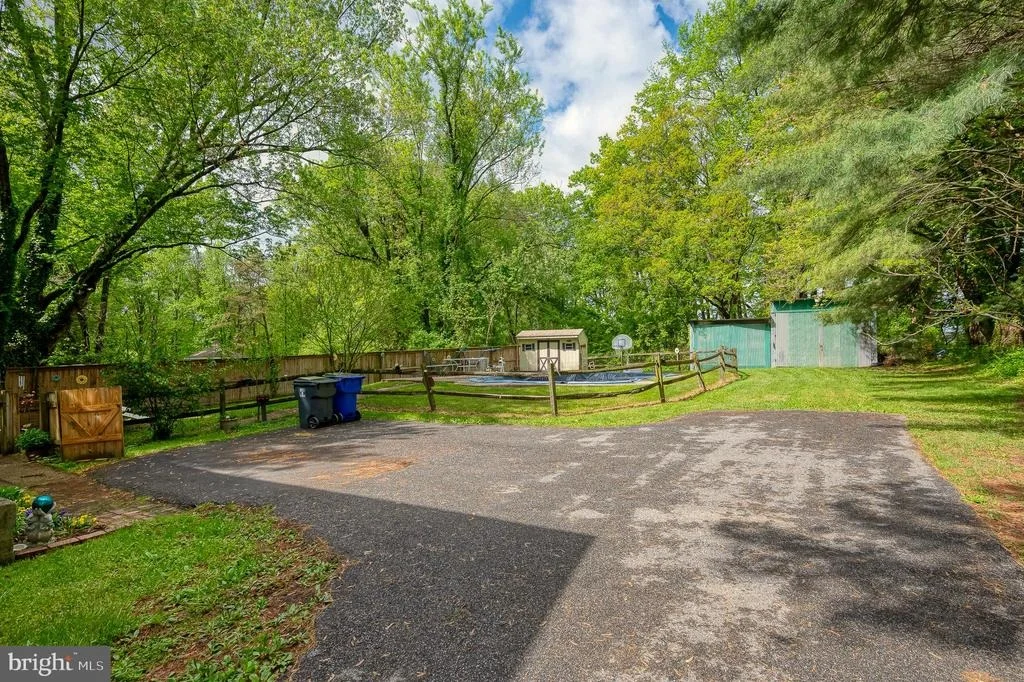 Photo of 710 MAGNOLIA ROAD