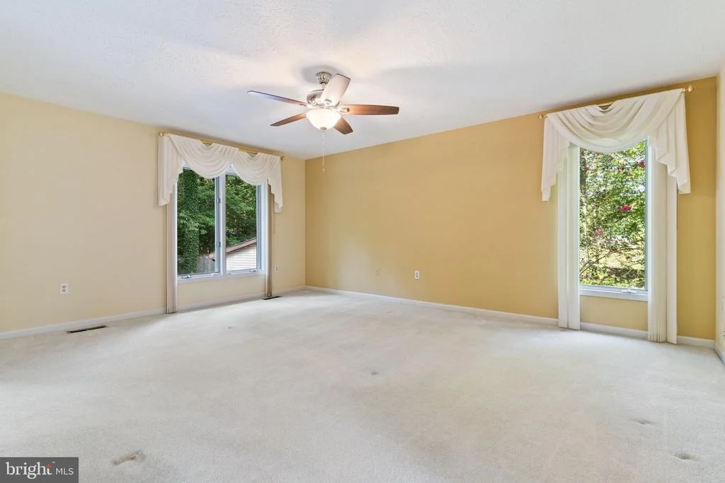 Photo of 100 ORIOLE LANE