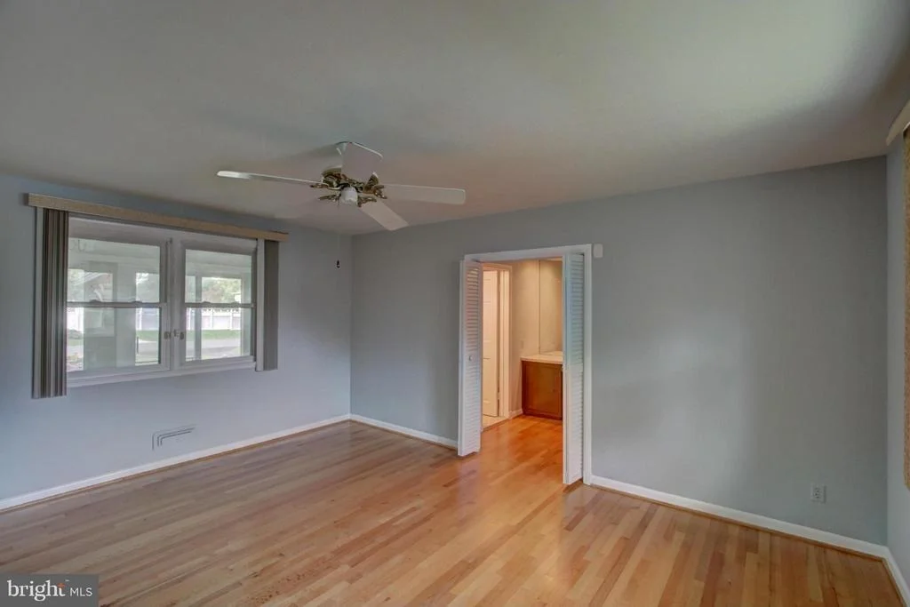 Photo of 500 MAPLE ROAD E
