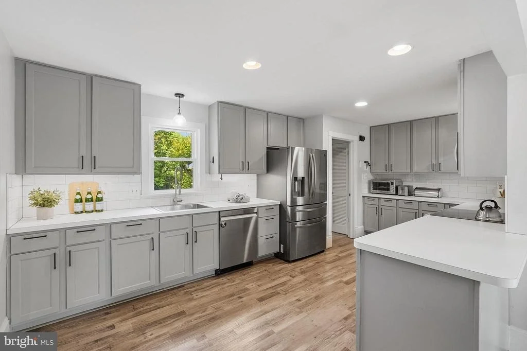 Photo of 9026 SUDLEY ROAD