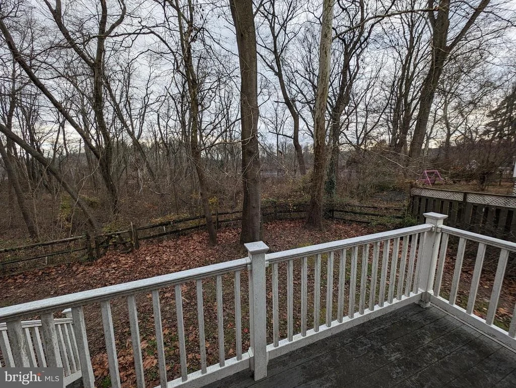 Photo of 32159 RIVER ROAD