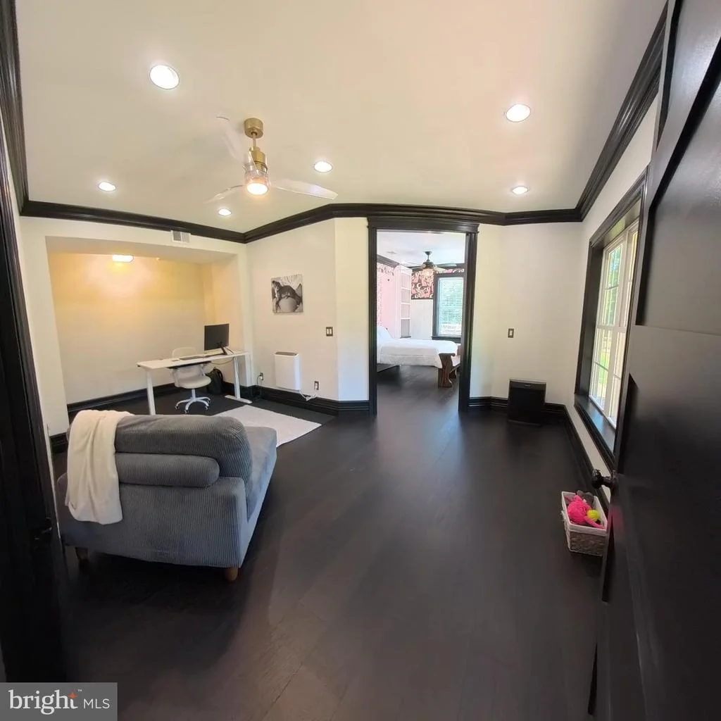 Photo of 1225 MIDDLE RIVER ROAD