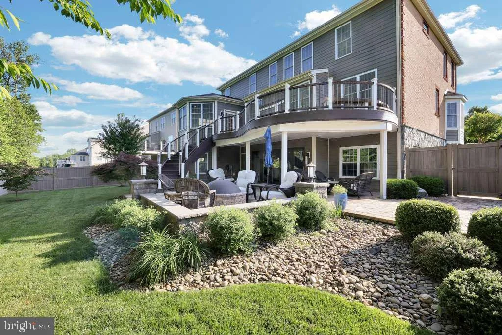 Photo of 8227 SAINT FRANCIS DRIVE