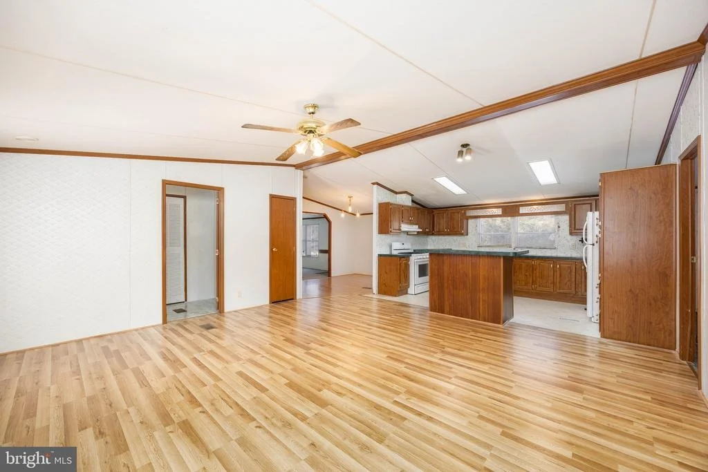 Photo of 22147 ROYAL OAK ROAD