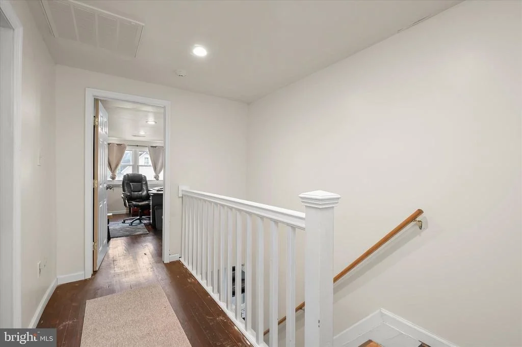 Photo of 4200 DILLER AVENUE