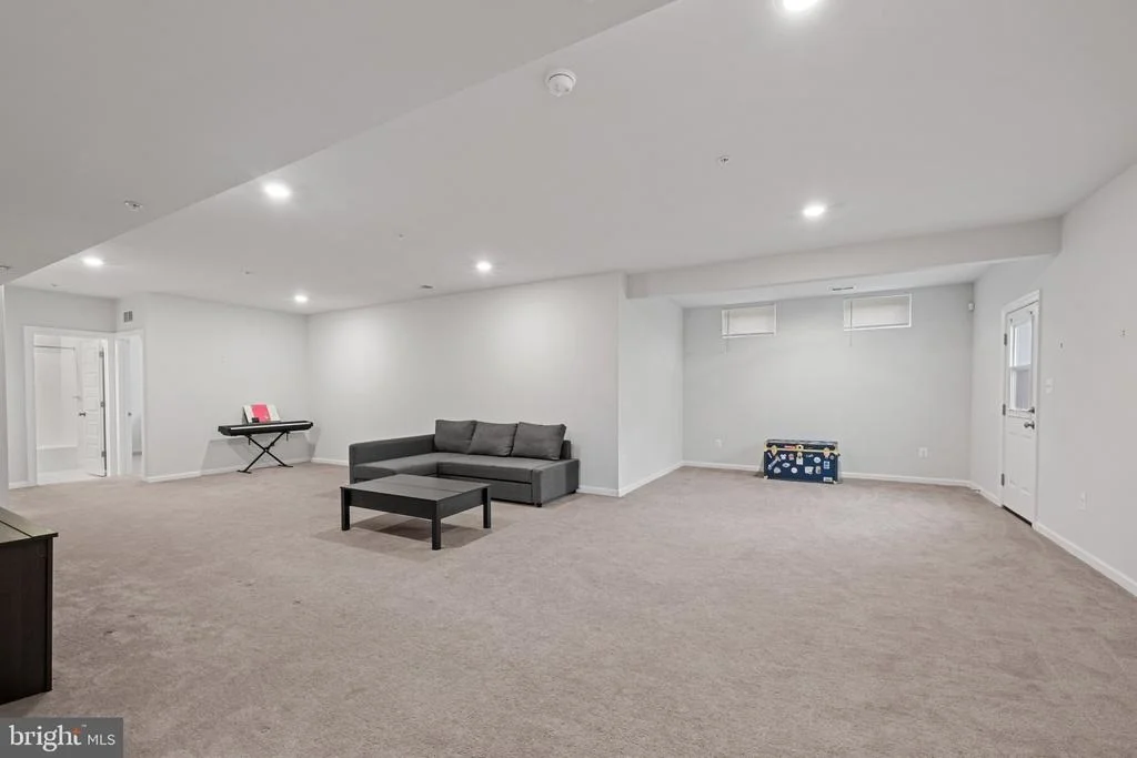Photo of 6119 SAVANNAH DRIVE