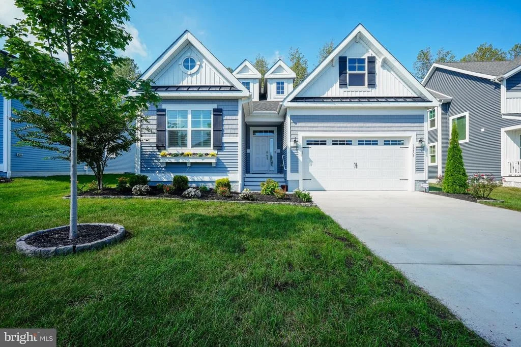 Photo of 19405 SAFFLOWER WAY