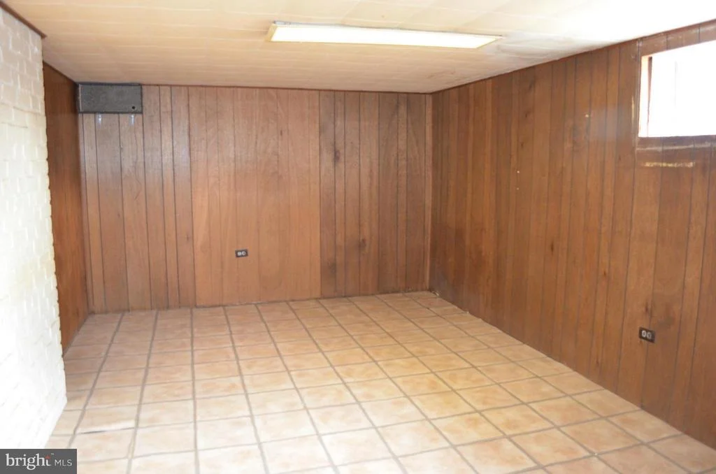 Photo of 114 INDIAN SPRING DRIVE