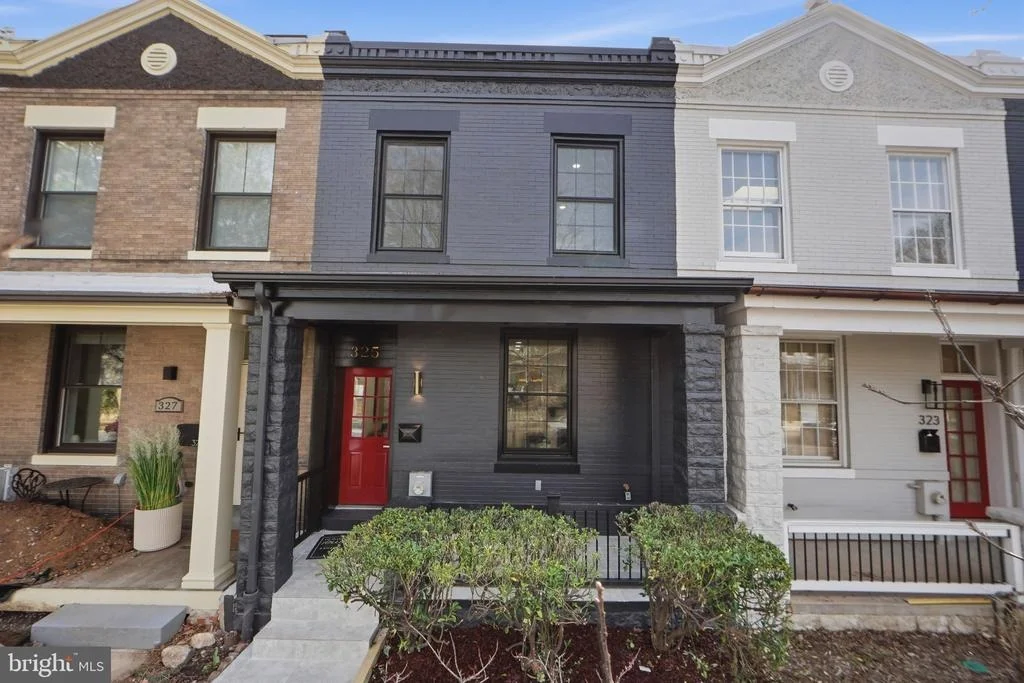 Photo of 325 14TH STREET NE