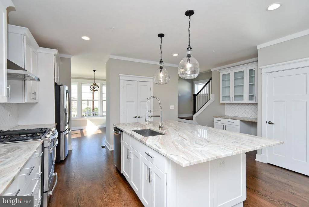 Photo of 4909 QUEENSBURY ROAD
