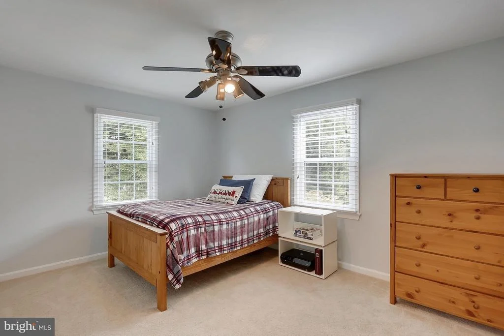 Photo of 4617 THORNHURST DRIVE