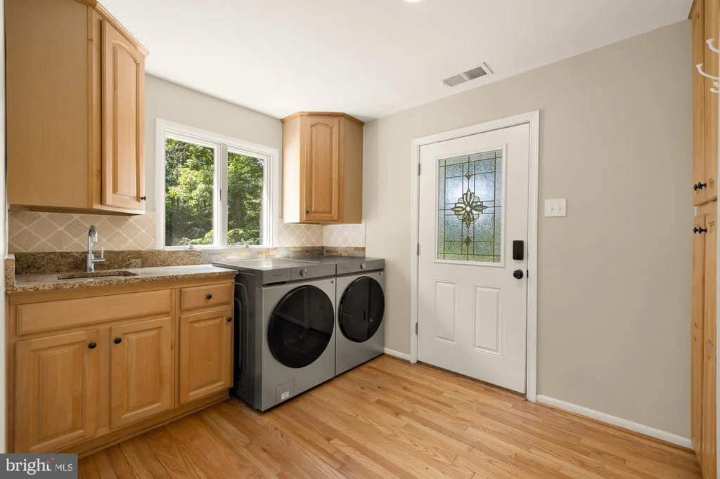 Photo of 45383 PERSIMMON LANE
