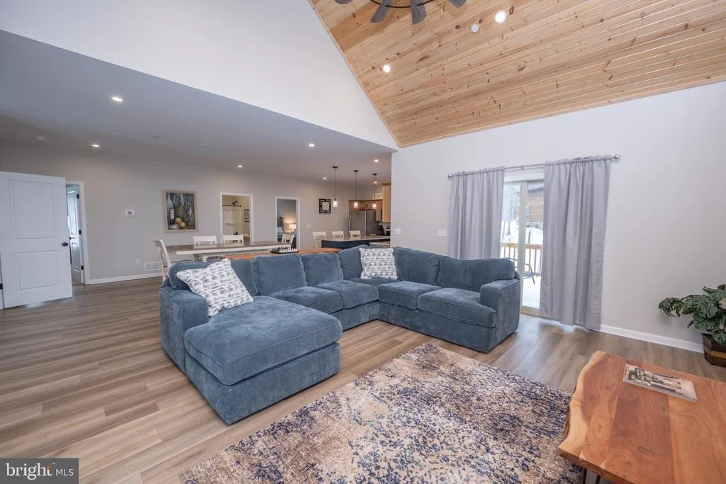 Photo of 448 BILTMORE VIEW