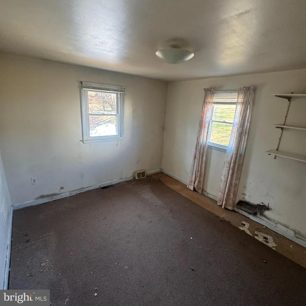 Photo of 4211 S HUNTER ROAD