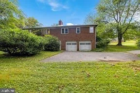 Photo of 321 SOUTHWEST DRIVE