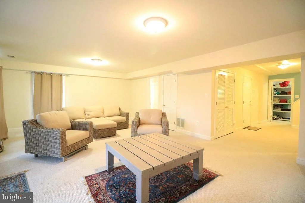 Photo of 6421 83RD PLACE