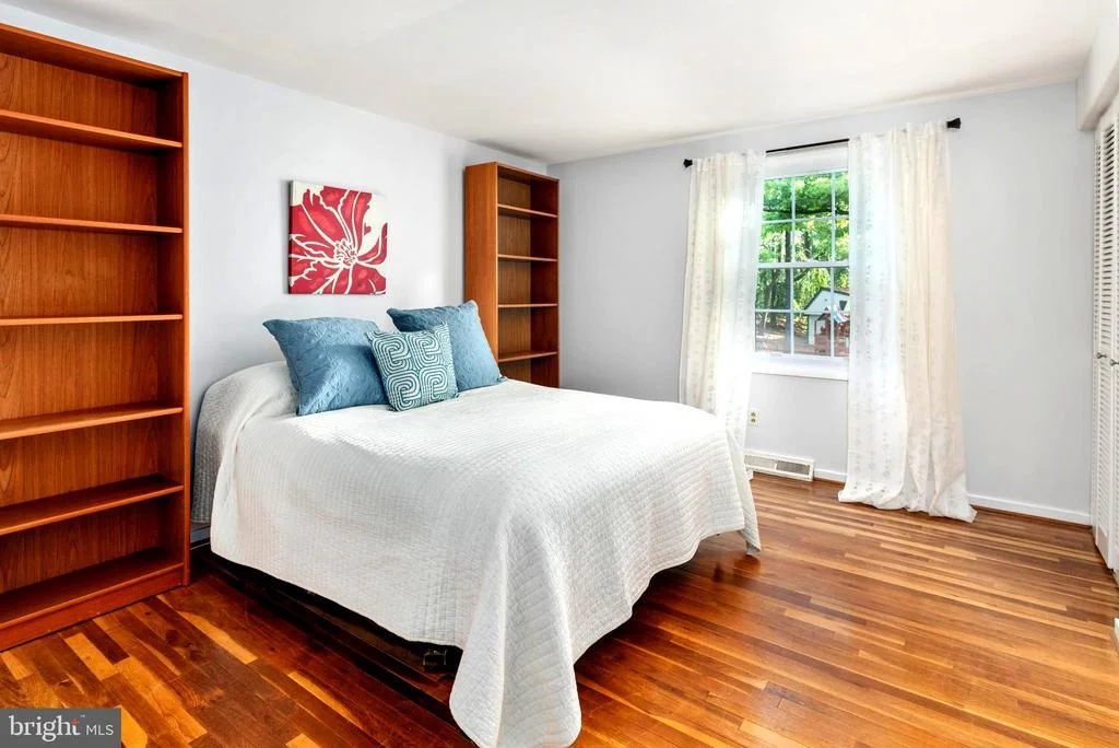Photo of 5262 ELIOTS OAK ROAD