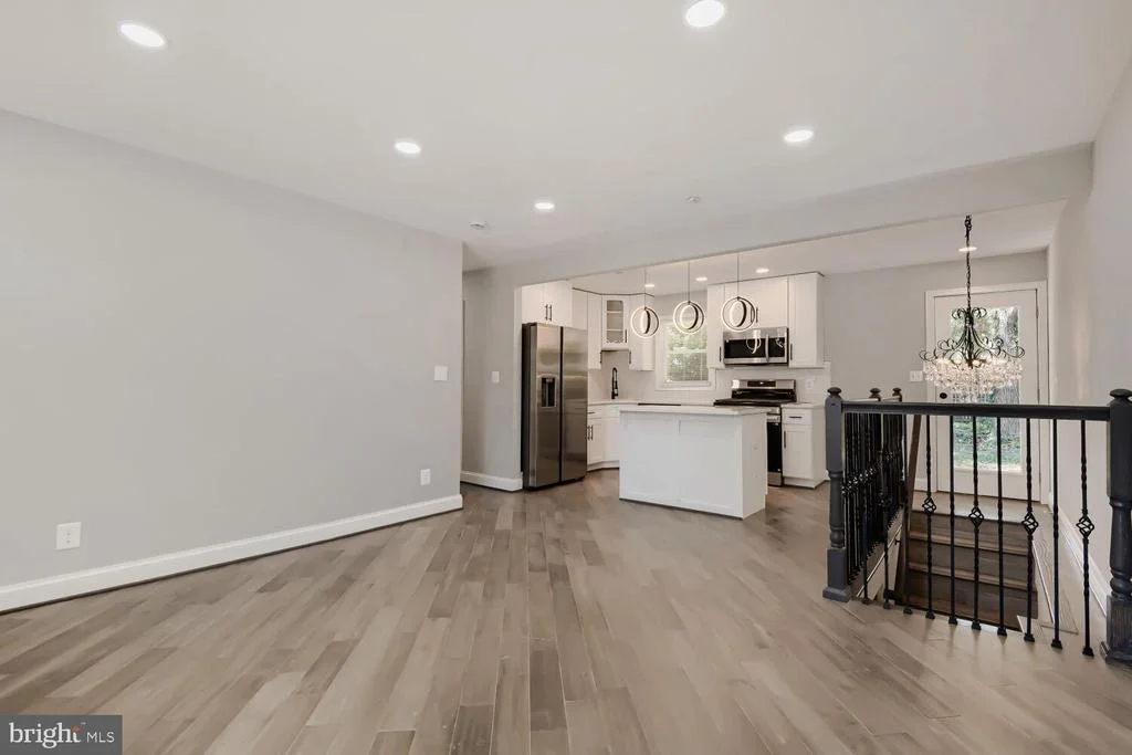 Photo of 105 ROSECREST DRIVE