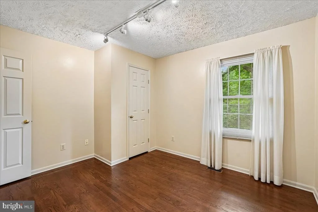 Photo of 12651 THUNDER CHASE DRIVE