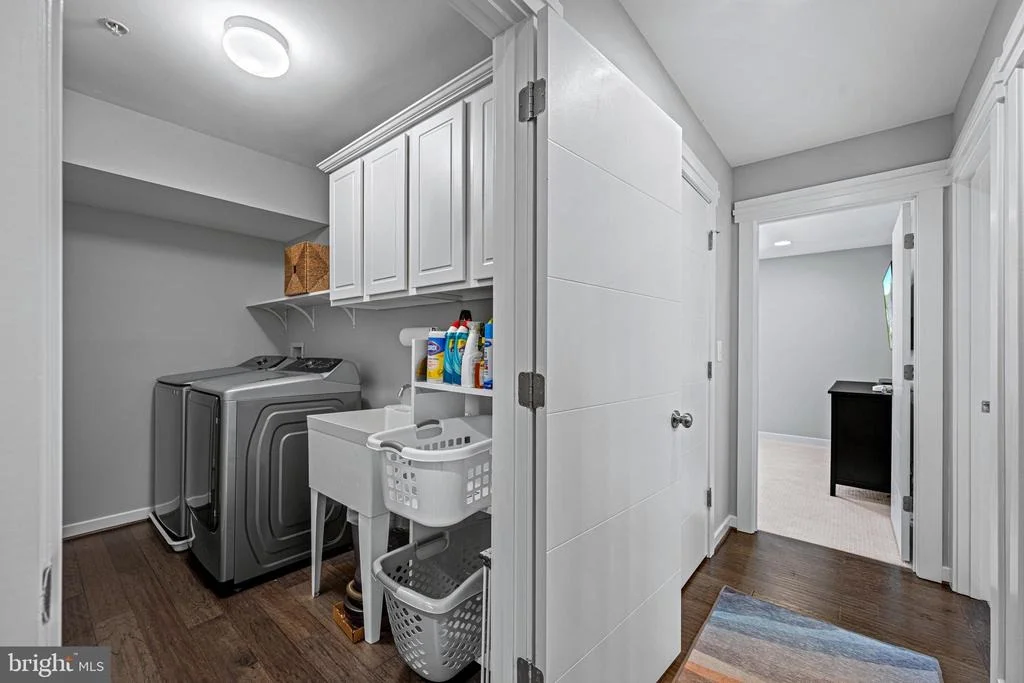 Photo of 2419 MACALLISTER LANE
