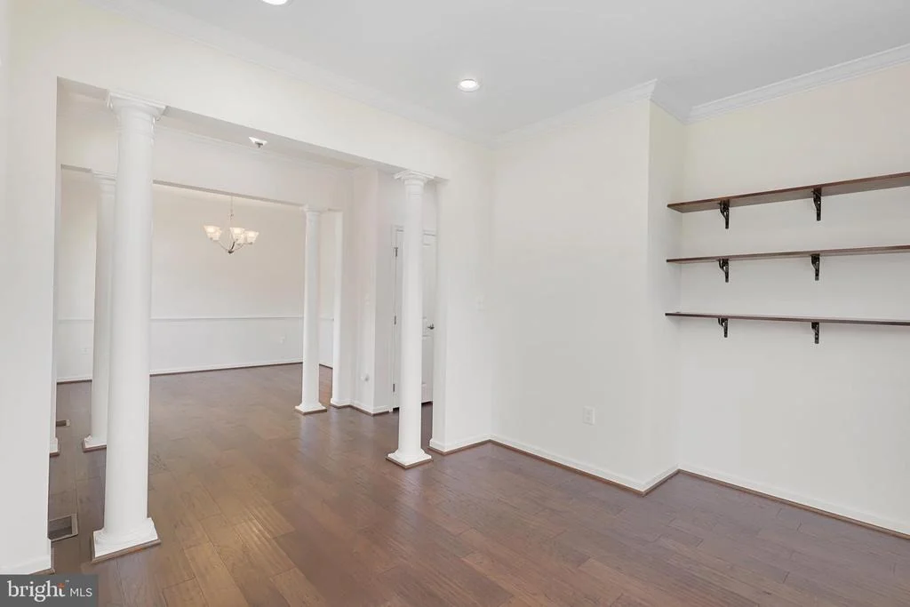 Photo of 9059 RANDOLPH CIRCLE